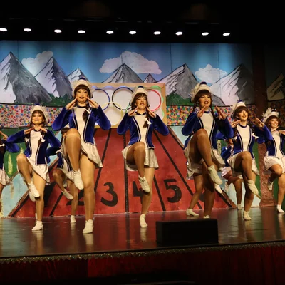 Dancing Diamonds